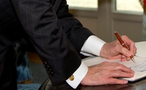 A step by step guide to making a will